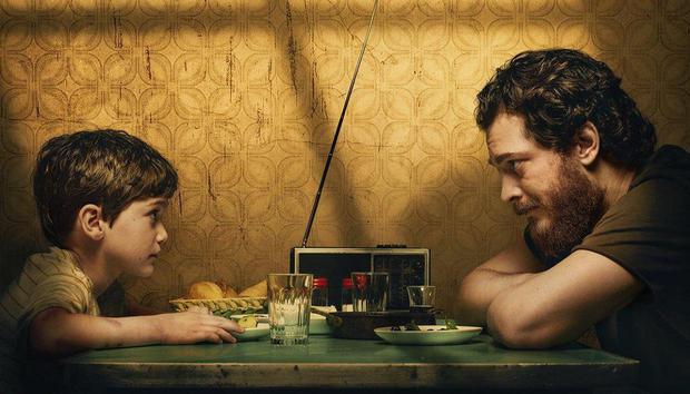 Read more about the article ”Vieți de hârtie” – Un film despre abandon și patologie